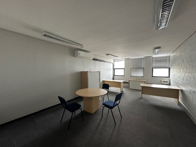 To Let commercial Property for Rent in Ndabeni Western Cape